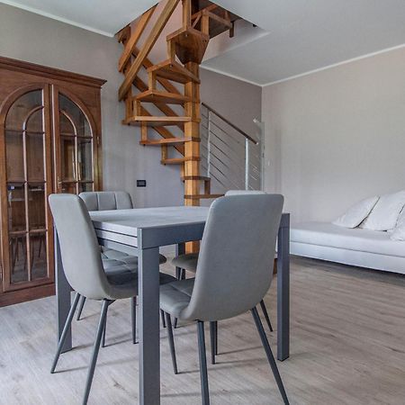 La Casa Delle Farfalle - Cir Vda Sarre 0001 Aosta Exteriér fotografie